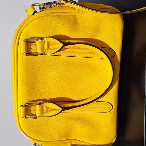 Samantha Vega Bag - Picture 3 of 17